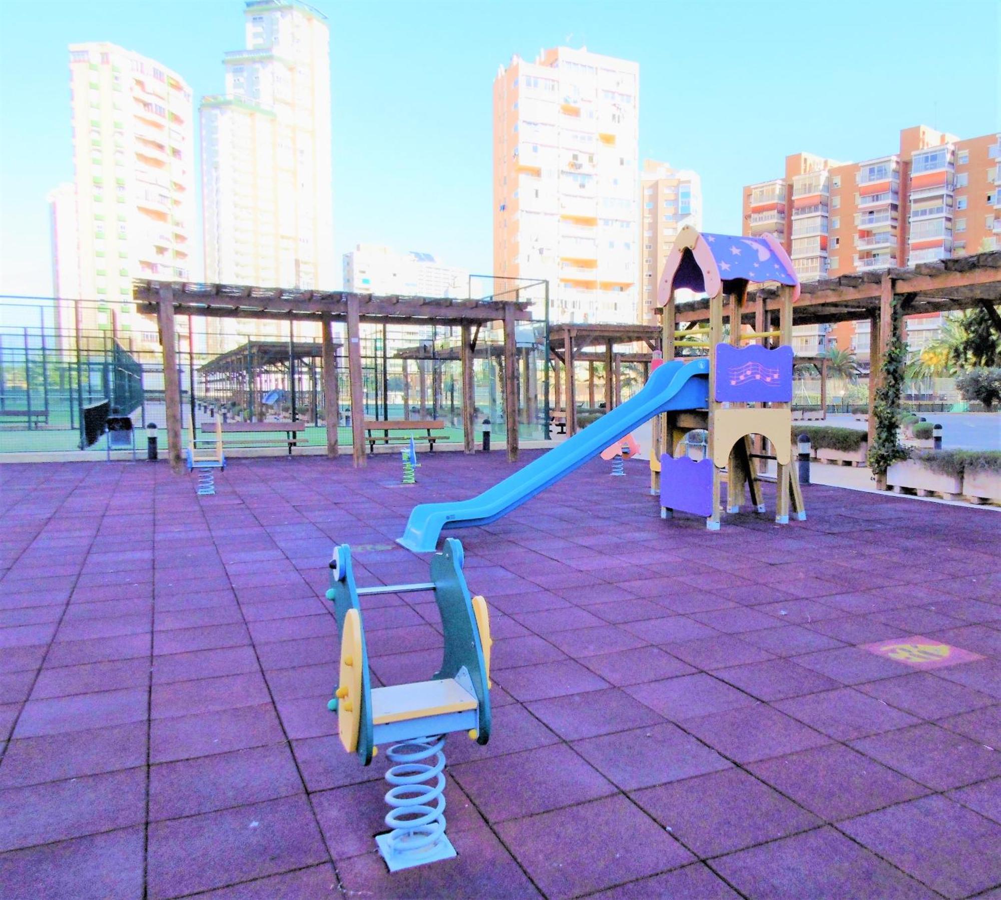 Apartament Gemelos 26 16-a Levante